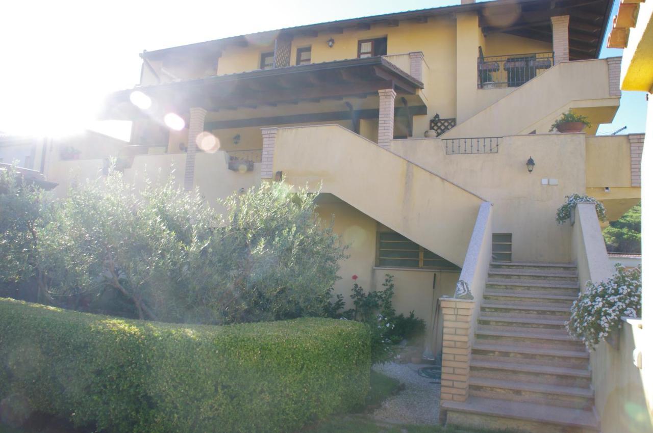 Il Quinto Moro Hotell Arbus Exteriör bild